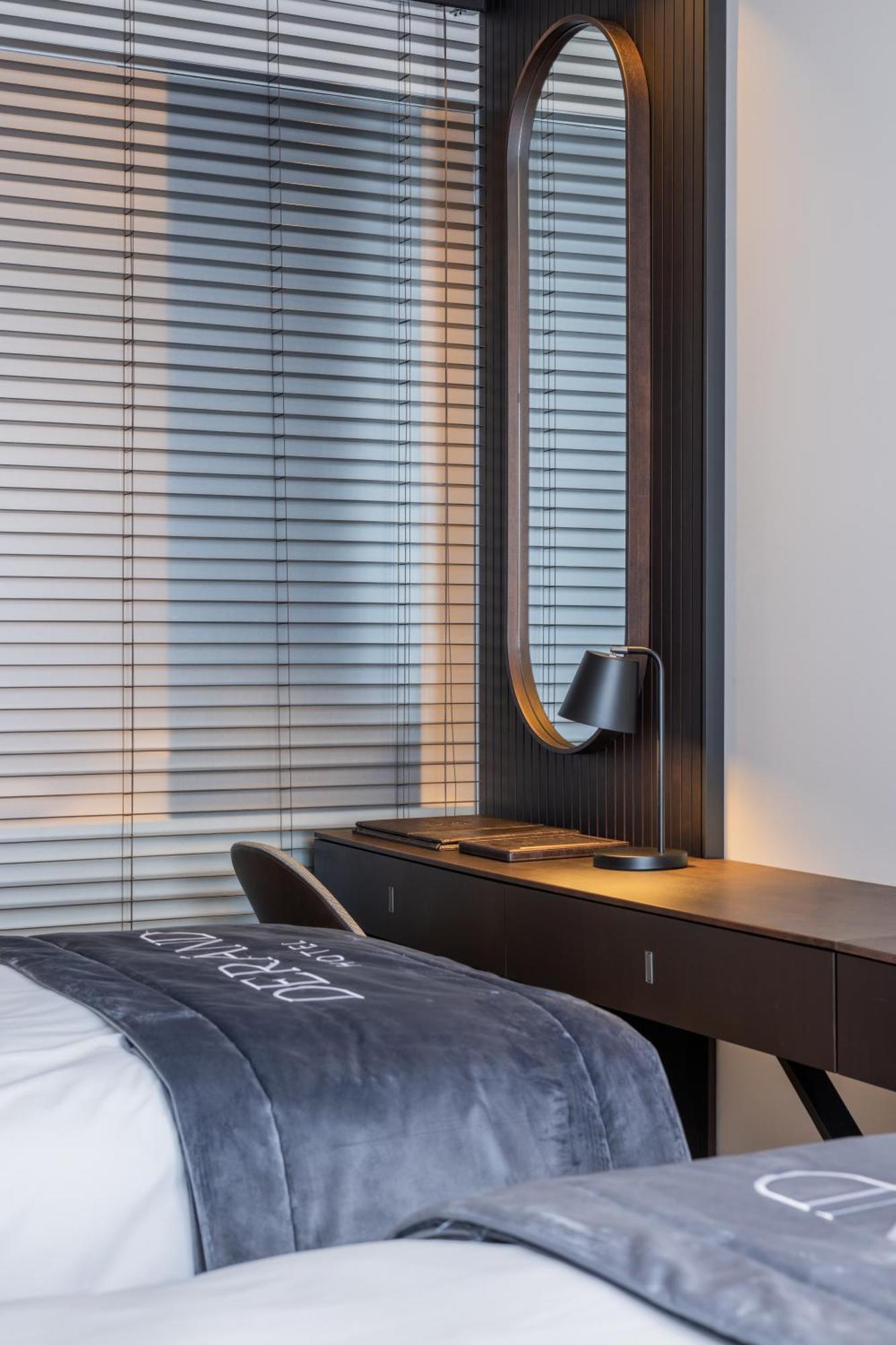 Derand Hotel Пристина Екстериор снимка