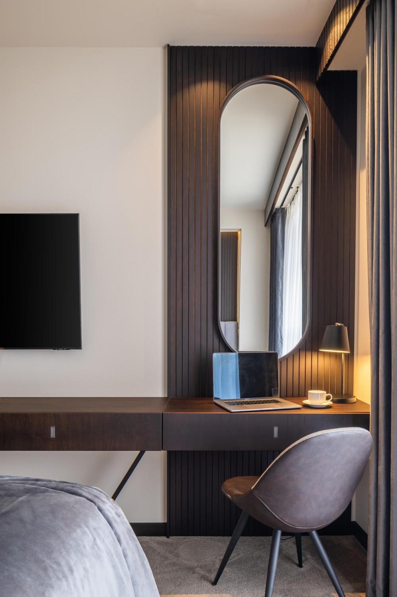 Derand Hotel Пристина Екстериор снимка